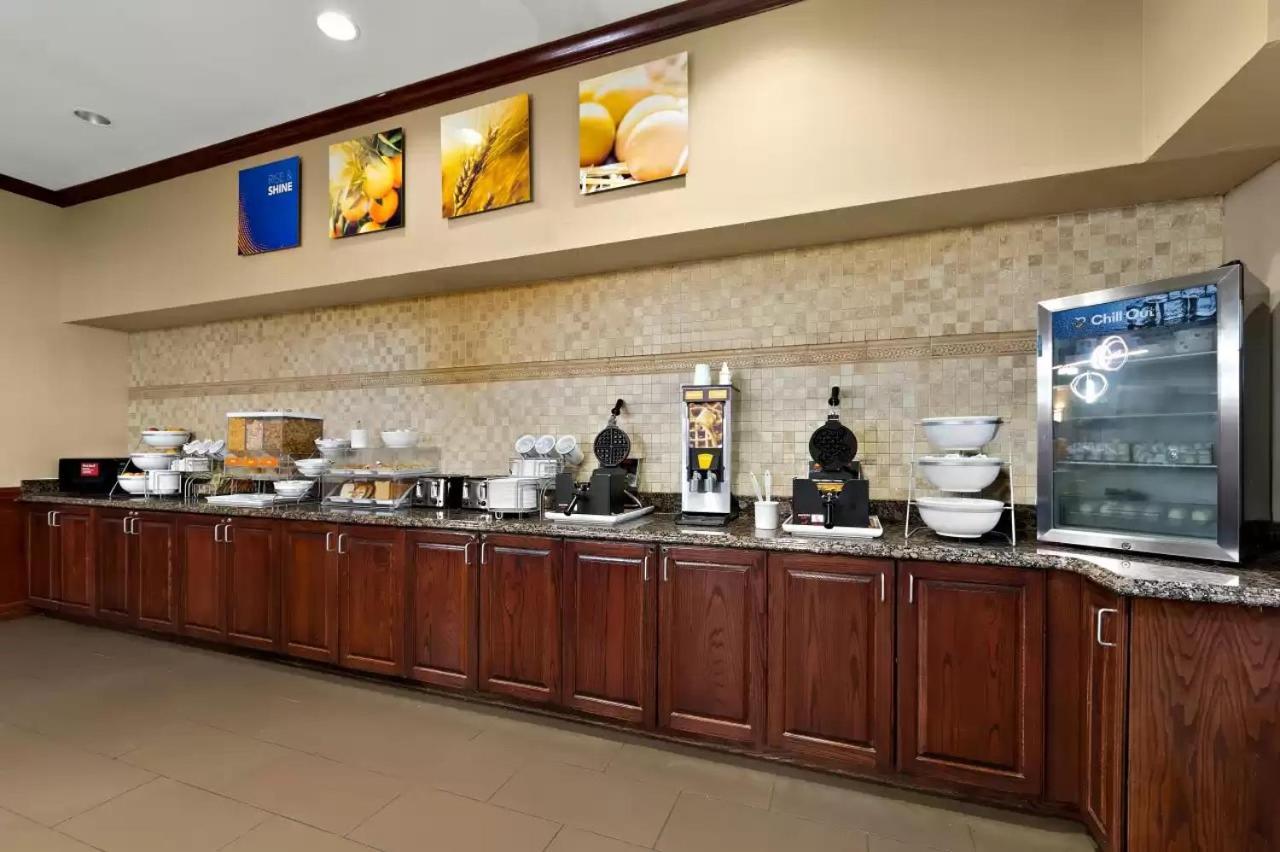 Comfort Suites Central Корпъс Кристи Екстериор снимка